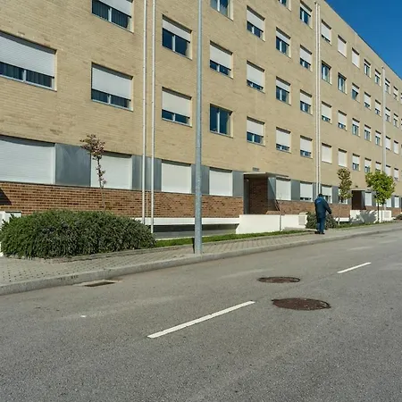 Home Fully Equipped With 3 Bed And Parking Valadares (Vila Nova de Gaia, Porto)