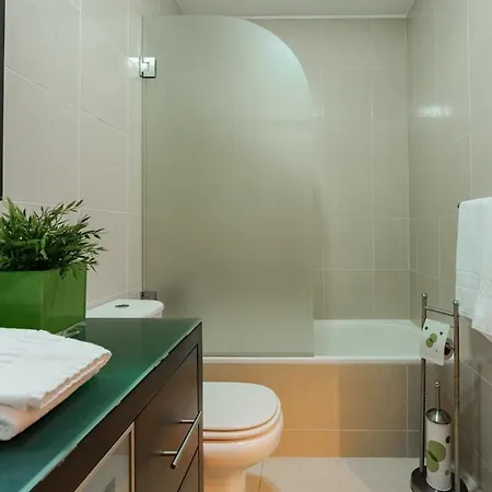 Home Fully Equipped With 3 Bed And Parking Apartmán Valadares (Vila Nova de Gaia, Porto)