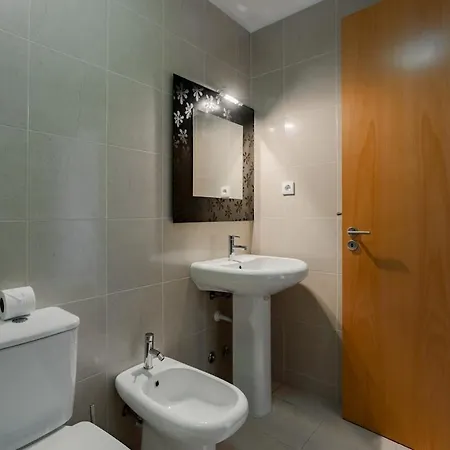 Home Fully Equipped With 3 Bed And Parking