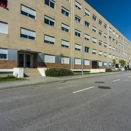 Apartmán Home Fully Equipped With 3 Bed And Parking *